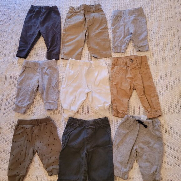 39‎ pc Baby Boy Clothing Lot 0 3 Months Outfits Sleepers Rompers Pants Bodysuits - Picture 3 of 9